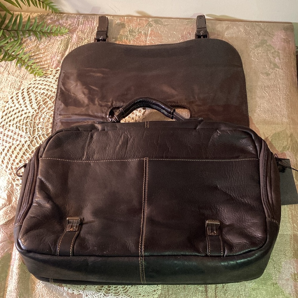 NWT Kenneth Cole Reaction Leather Show Business Design Laptop Bag Briefcase - Picture 11 of 16